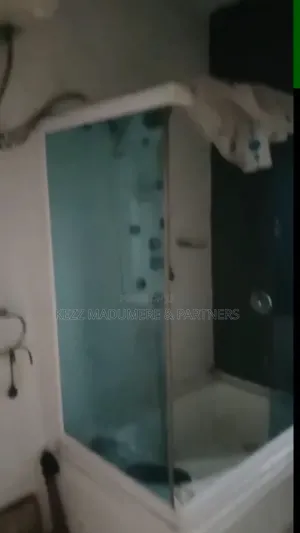 5bdrm Duplex in Inside An Estate At, Port-Harcourt for rent