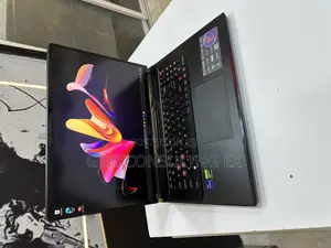Laptop MSI Raider GE78HX 64GB Intel Core I9 SSD 1T