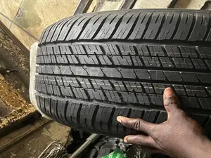 285/60r18 Dunlop Tire