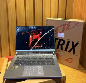 Laptop Asus ROG Strix G16 G614 32GB AMD Ryzen 9 SSD 1T