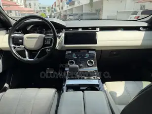 Land Rover Range Rover Velar R-Dynamic HSE 2021 Black