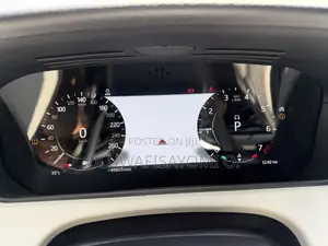 Land Rover Range Rover Velar R-Dynamic HSE 2021 Black