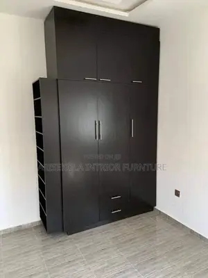 Arisekola Interior Designer