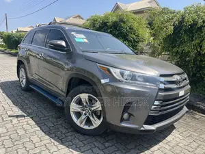 Toyota Highlander 2018 Gray