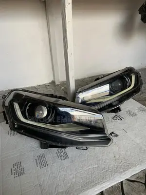 Headlight Chevrolet Camaro 2016-2022