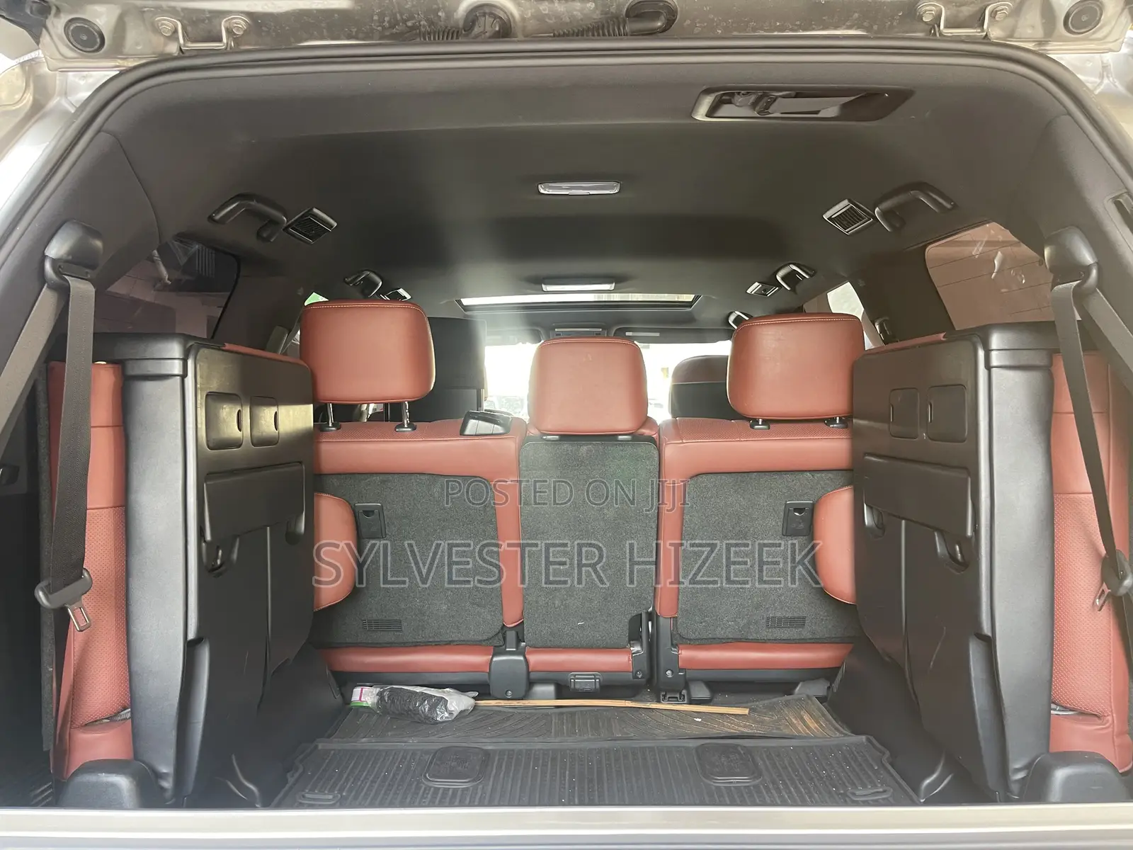 Lexus LX 2021 Gold