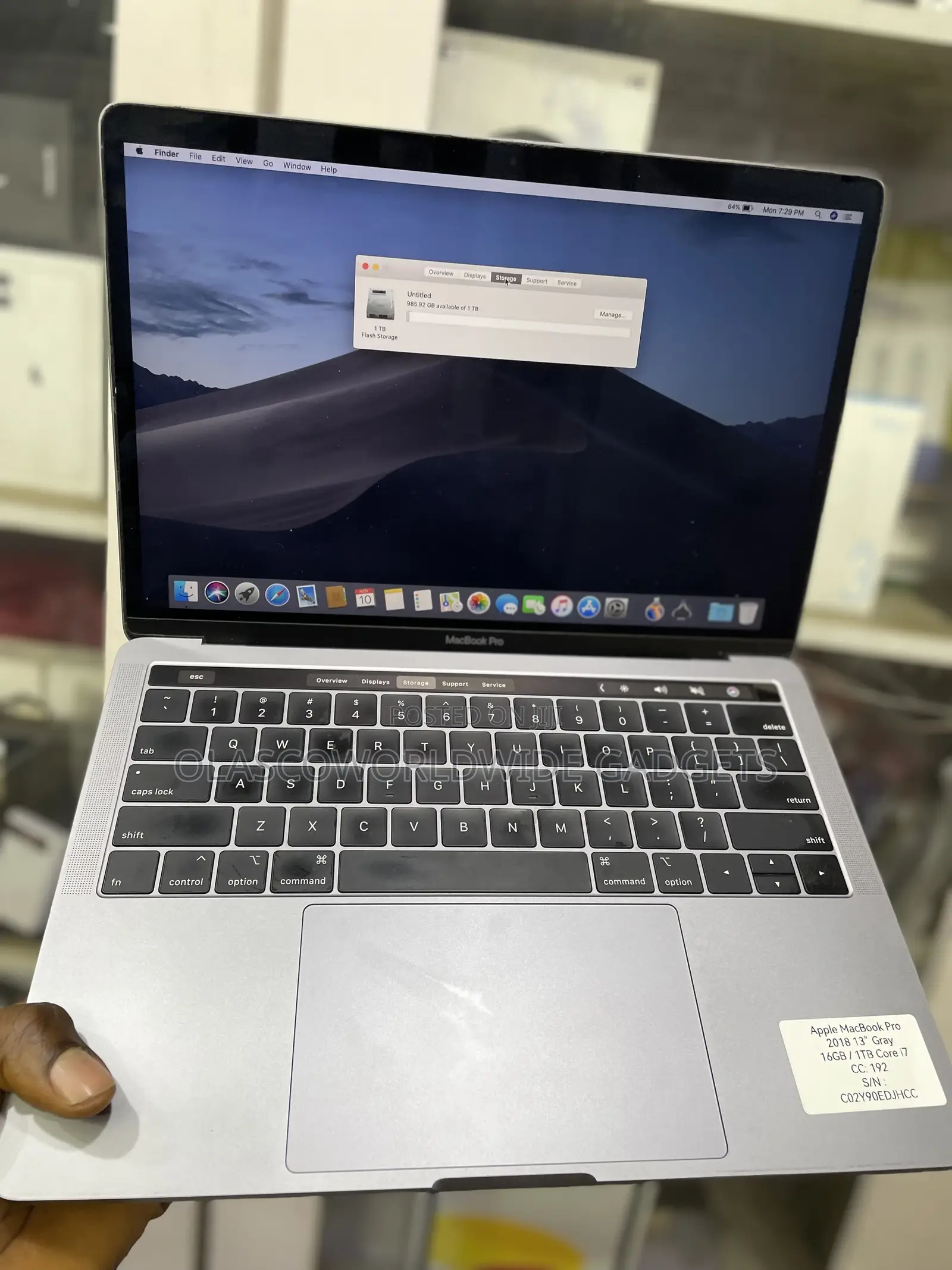 Laptop Apple MacBook Pro 2018 16GB Intel Core I7 SSD 1T