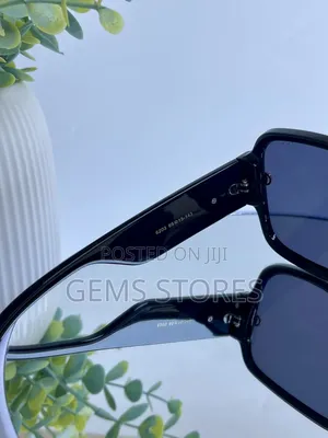 Gucci Oversized Square Sunglasses