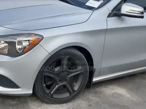 Mercedes-Benz CLA-Class 2014 Silver