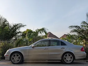 Mercedes-Benz E350 2006 Brown