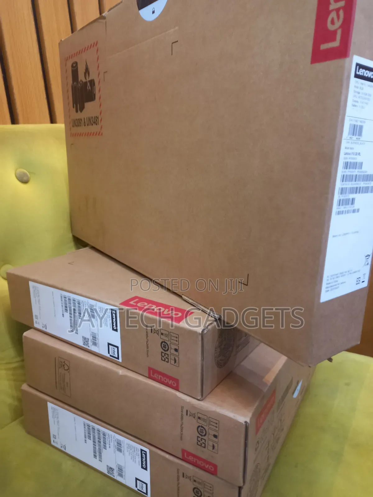 New Laptop Lenovo V15 8GB Intel Core I5 SSD 512GB