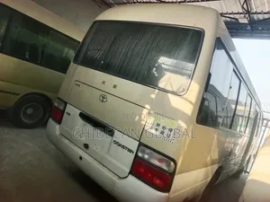 Toyota Coaster 2014 Gold