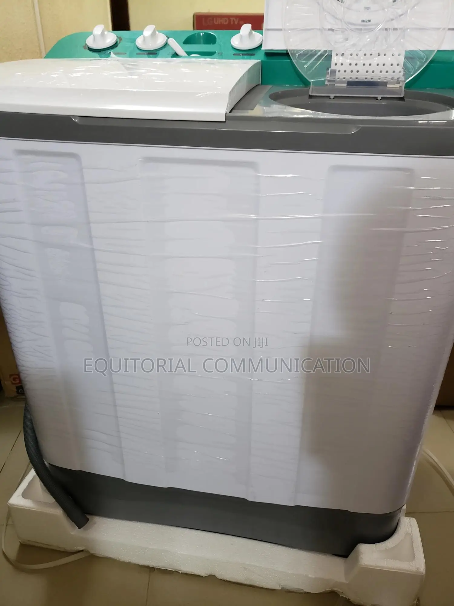 White Hisense 11kg Manual Washing Machine