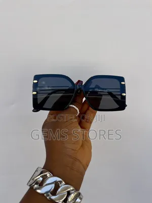 The Luna Sunglass