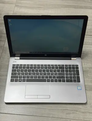 Laptop HP 250 G6 8GB Intel Core i7 SSD 256GB