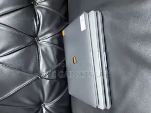 Laptop Apple MacBook Pro 2018 16GB Intel Core i7 SSD 512GB