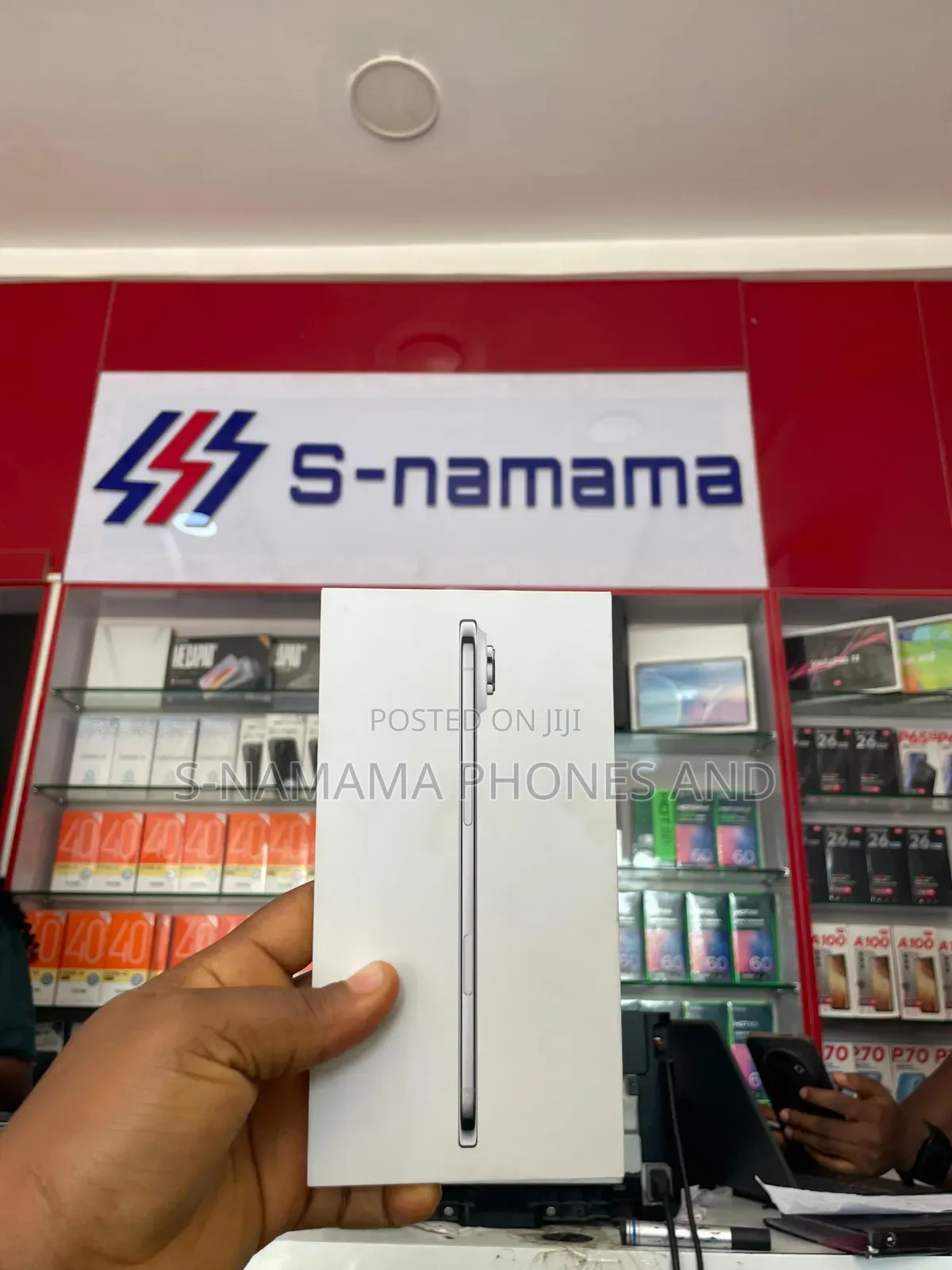 New Apple iPhone 17 256 GB White