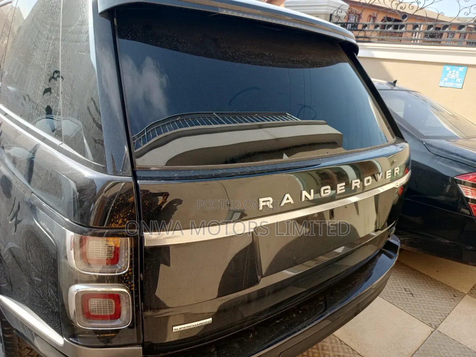 Land Rover Range Rover Vogue 2015 Black