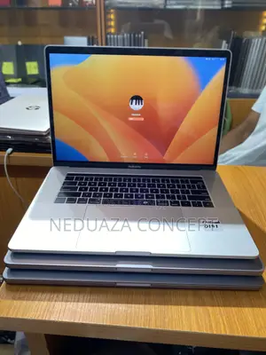 Laptop Apple MacBook Pro 2019 64GB Intel Core i9 SSD 1T