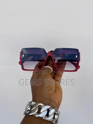 Chunky Square Gradient Red Sunglasses