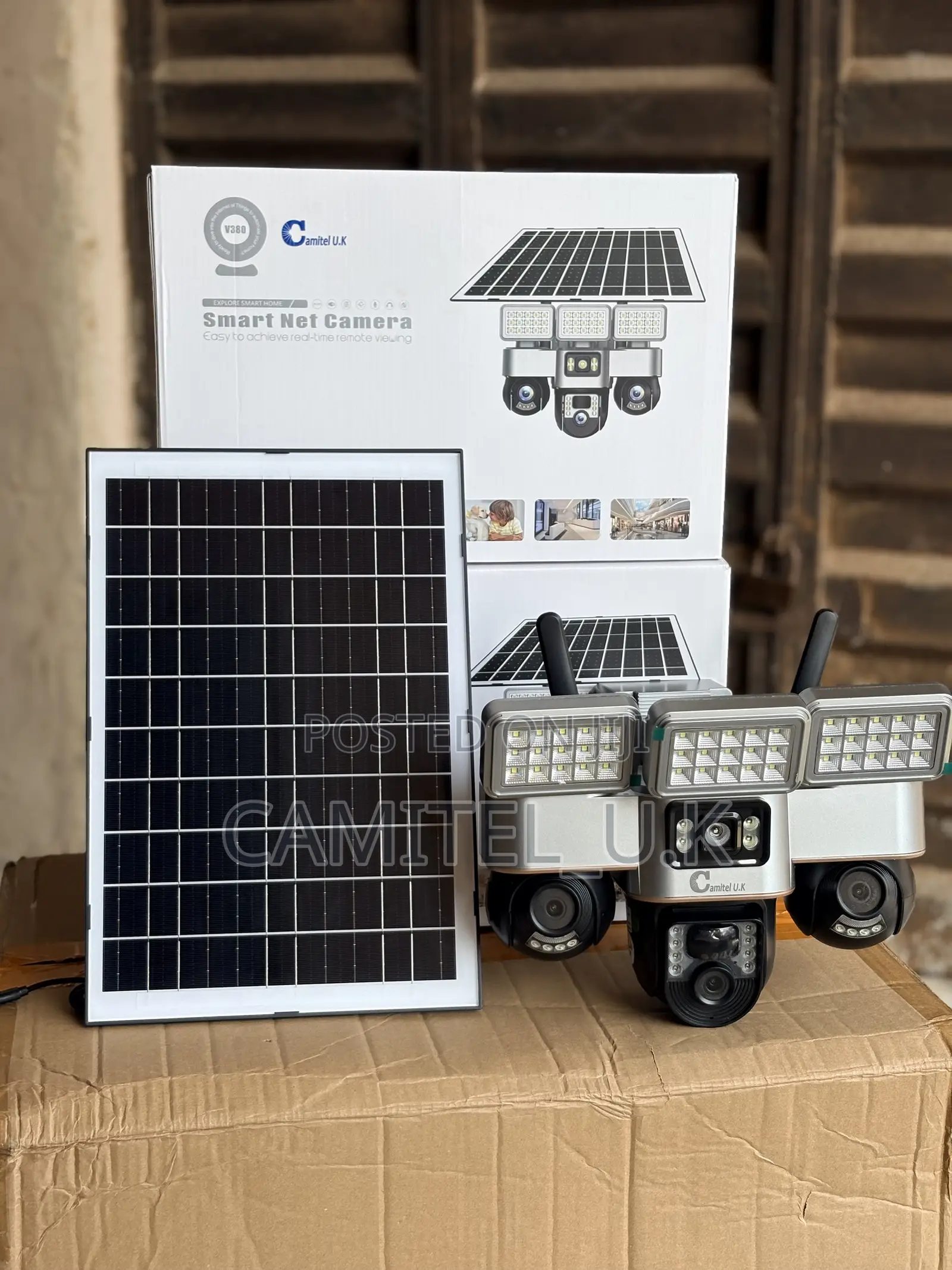 V380 Pro 3-Lens Solar Powered PTZ Security Camera With Floodlight