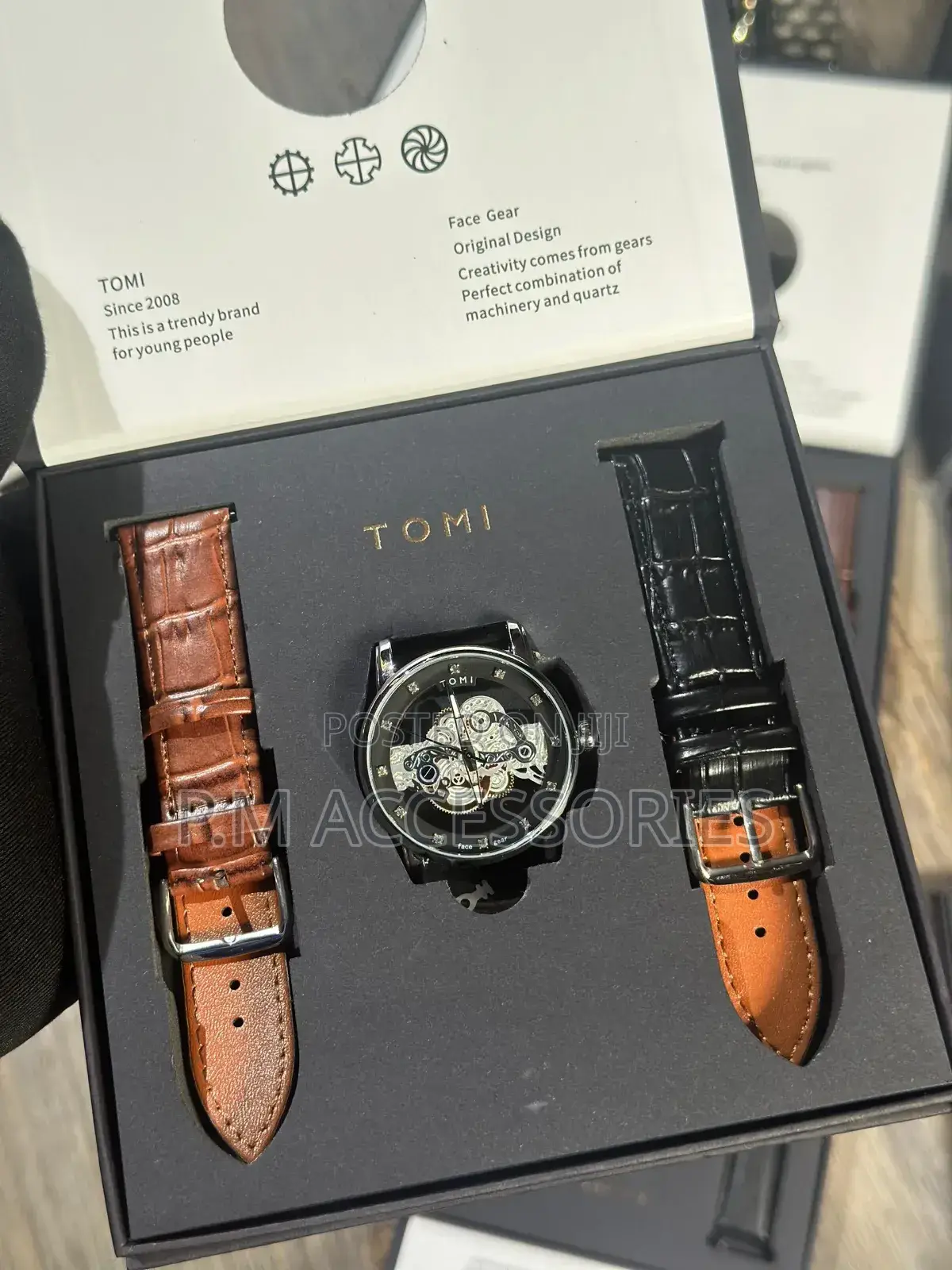 Tomi Leather Set