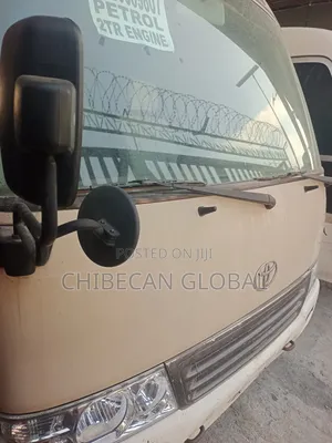 Toyota Coaster 2014 Gold