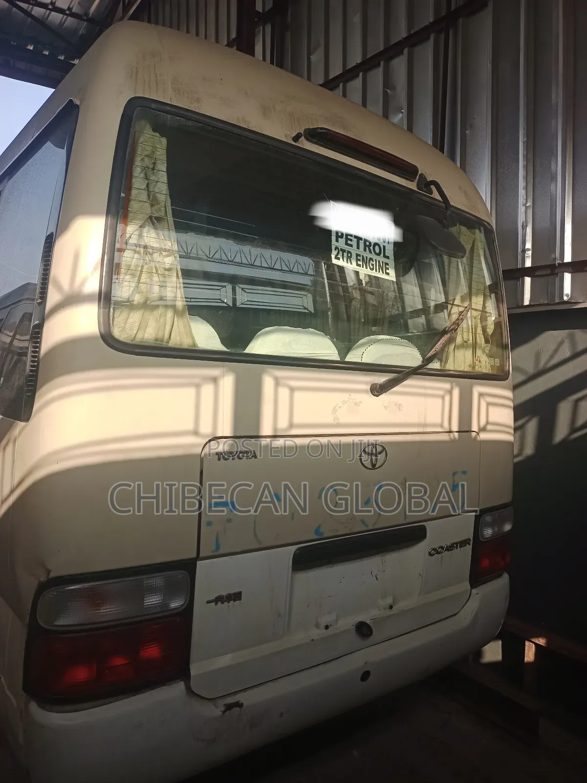 Toyota Coaster 2014 Gold