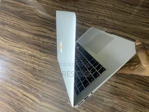 Laptop Apple MacBook Air 2015 8GB Intel Core i7 SSD 128GB