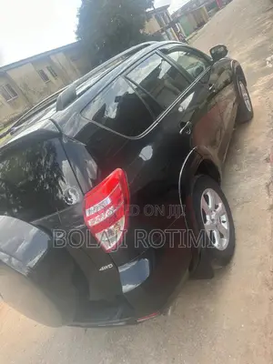 Toyota RAV4 2010 Black