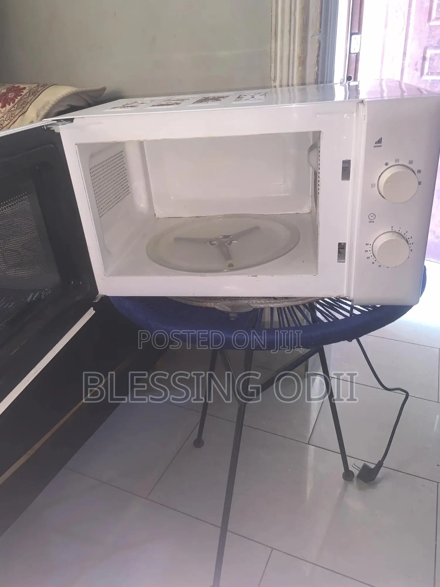 Microwave 20liters Barley Used