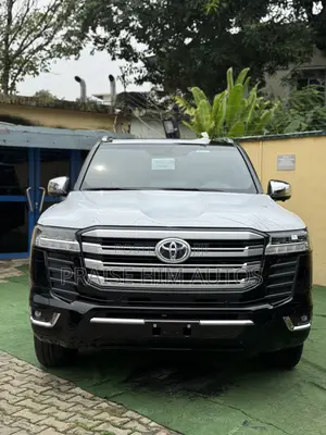 New Toyota Land Cruiser 2025 Black