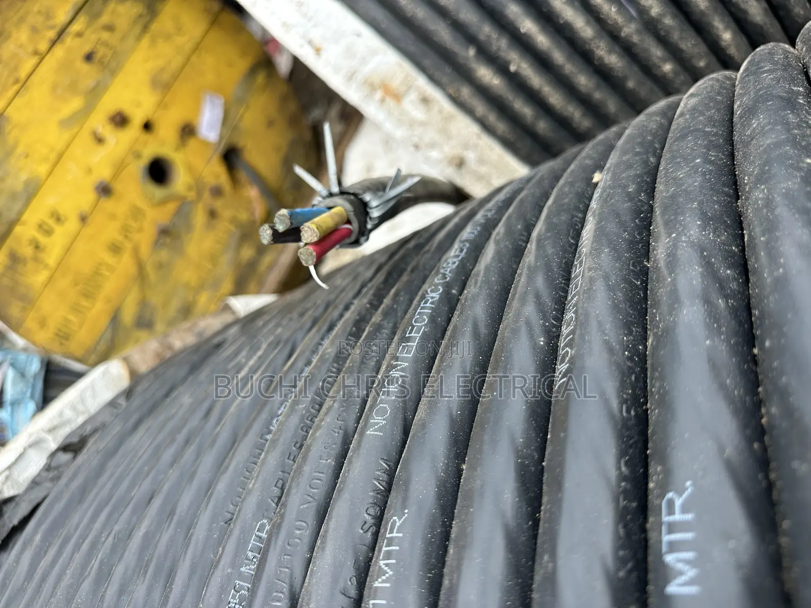 25mmx4c Pvc/Swa/Pvc