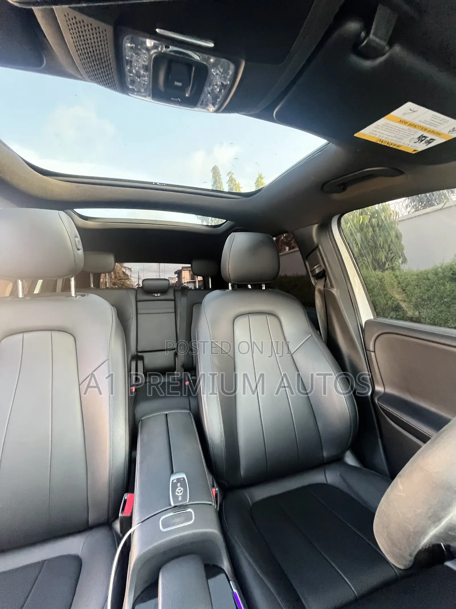 Mercedes-Benz GLB-Class GLB 250 4MATIC 2020 Silver
