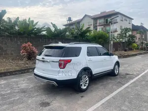 Ford Explorer Platinum 4dr 4x4 (3.5L 6cyl 6A) 2017 White