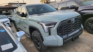 Toyota Tundra Limited Double Cab 6.5' Bed 2024 Green