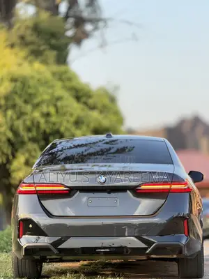 New BMW 520i 2025 Gray