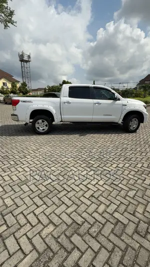Toyota Tundra Double Cab 4x4 Limited 2012 White