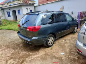 Sienna for Rent in Umuahia
