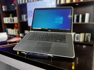 Laptop Dell XPS 15 (9530) 8GB Intel Core I5 HDD 500GB