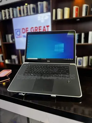 Laptop Dell XPS 15 (9530) 8GB Intel Core I5 HDD 500GB