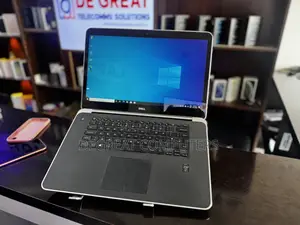 Laptop Dell XPS 15 (9530) 8GB Intel Core I5 HDD 500GB