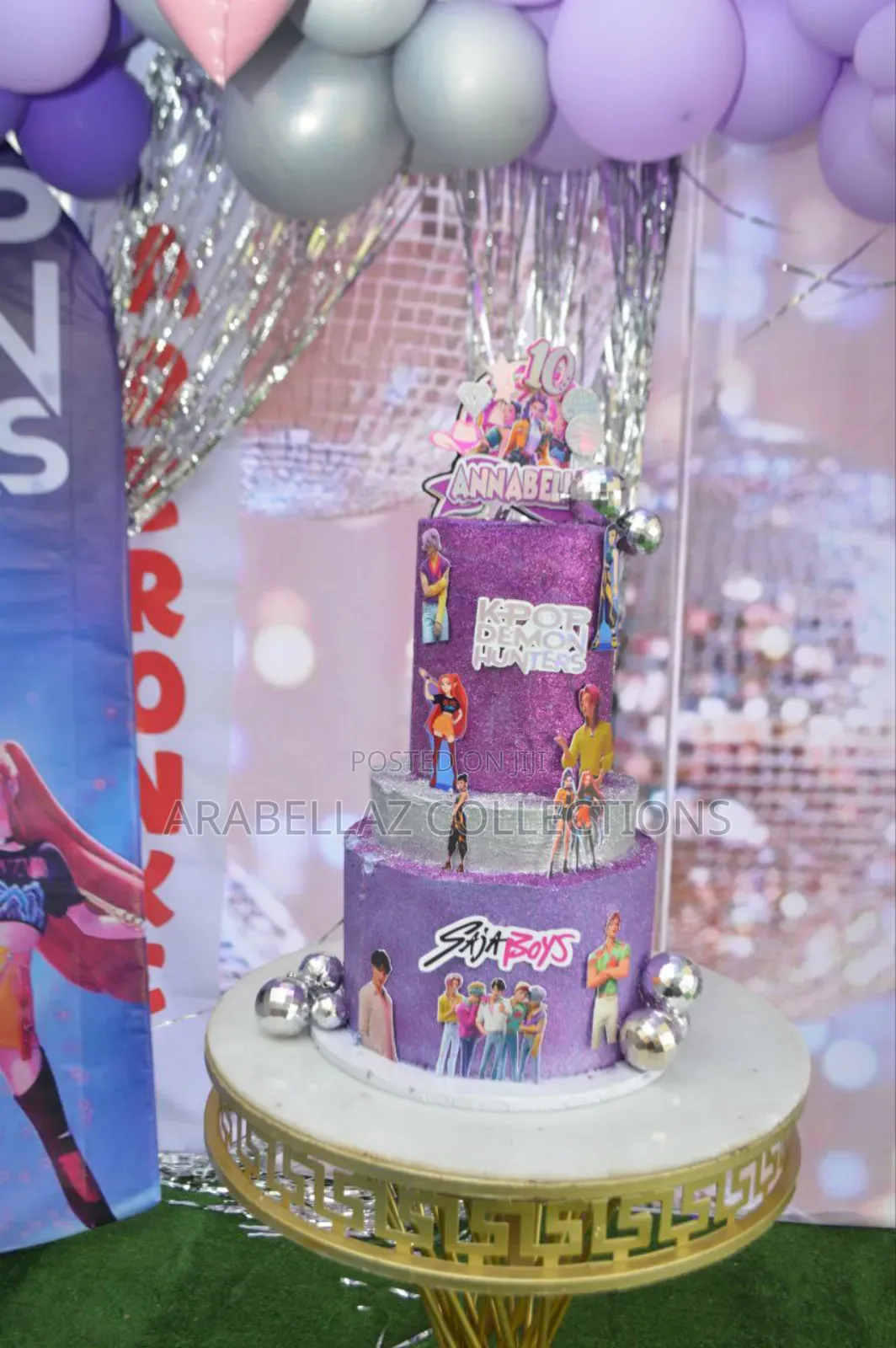 Different Cakes Available in Different Sizes