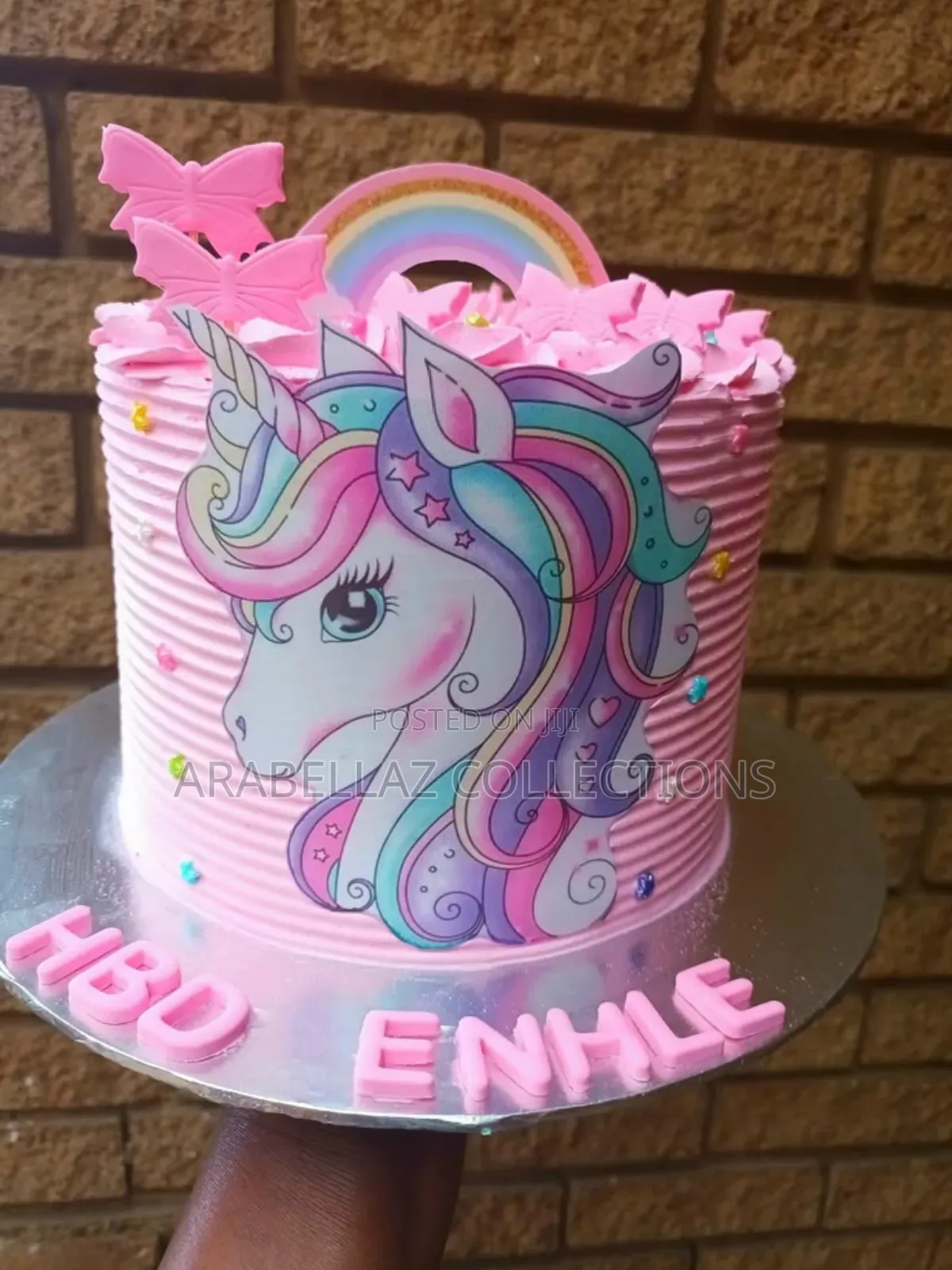 Different Cakes Available in Different Sizes