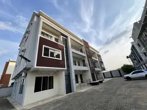 3bdrm Block of Flats in Jahi Gilmore Abuja for rent