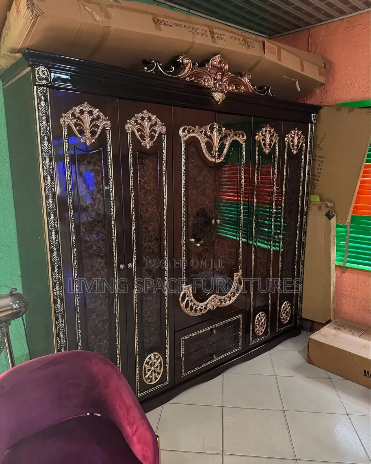Royal 6doors Wardrobe 6fit Size