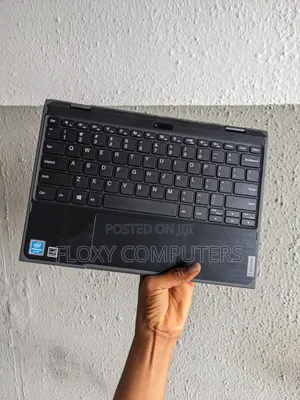Laptop Lenovo 300e 4GB Intel Pentium SSD 128GB