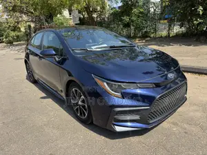 Toyota Corolla SE 2020 Blue