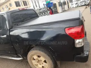 Reather Folding Boot Cover for Toyota Tundra