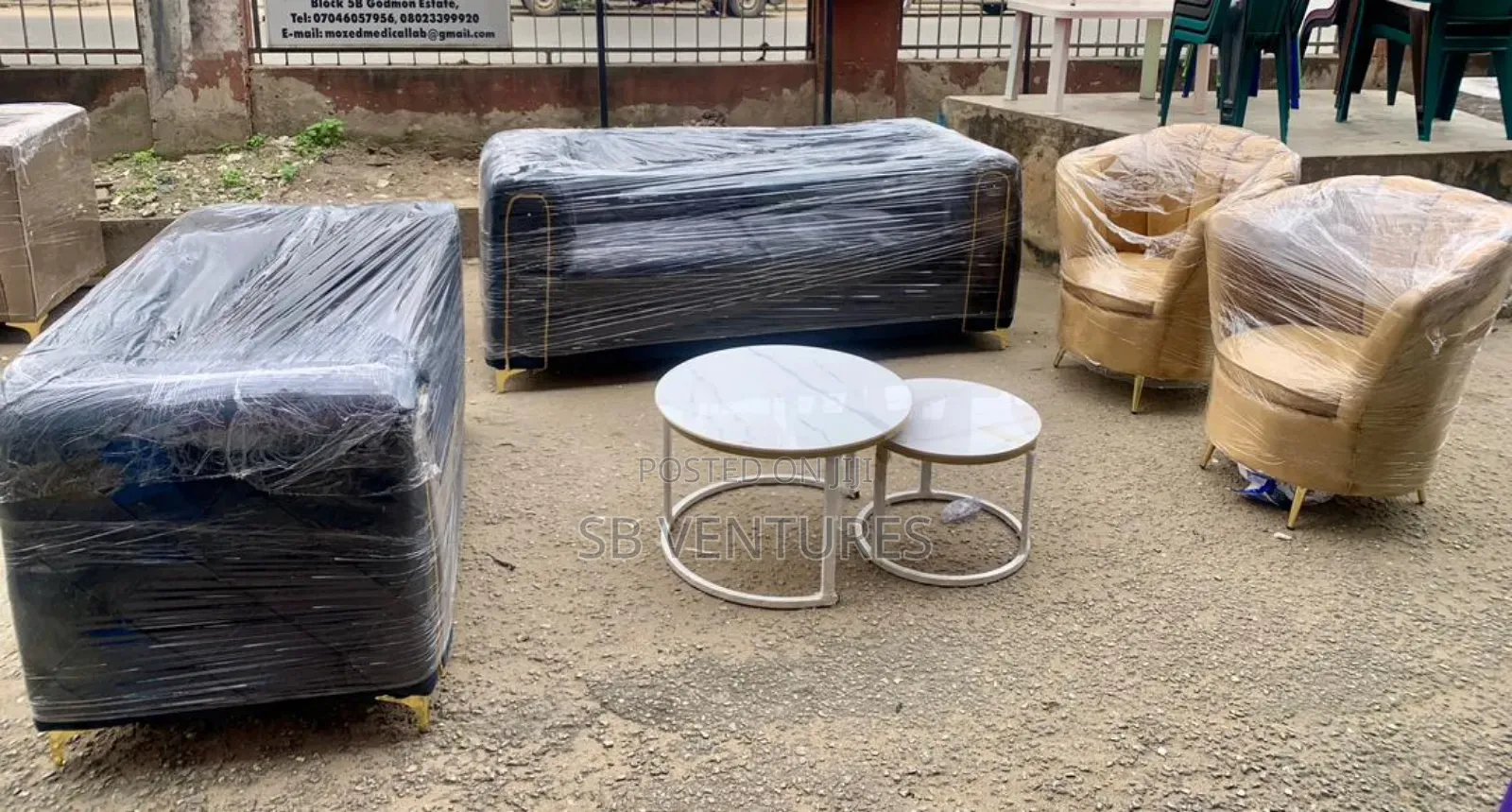 Complete 7 Sitter Sofa Plus 2 Set Centre Table